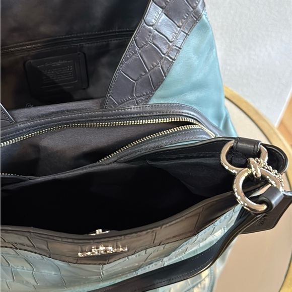 Coach Navy and Teal Croc-Embossed Shoulder Bag - Picture 13 of 16